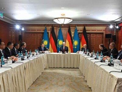  Токаев предложил запустить специальную программу образовательных обменов с Германией 