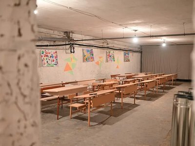 В школах могут обустраивать коворкинги в укрытиях: МОН подготовило новые рекомендации на случай блекаутов