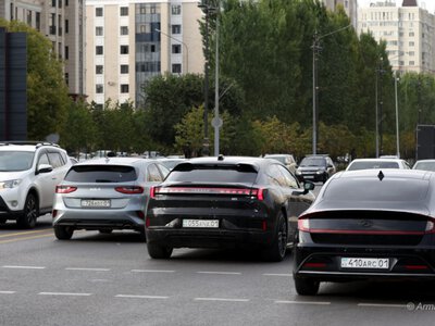  Машина может оказаться в кредите за рубежом: казахстанцев предупредили о рисках 