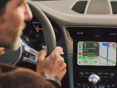 Porsche вдохнула новую жизнь в 300 000 классических моделей: беспроводные CarPlay и Android Auto теперь доступны!