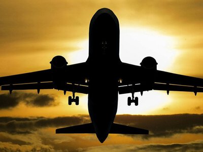 Рейс Flydubai до Тель-Авіва подав сигнал про незаконне втручання після інциденту в кабіні