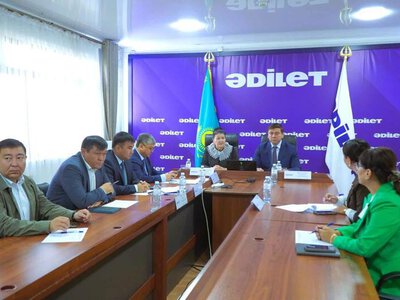 ПЕРВЫЙ ЗАМЕСТИТЕЛЬ АКИМА ОБЛАСТИ ВЫСЛУШАЛ ОБРАЩЕНИЯ ЖИТЕЛЕЙ