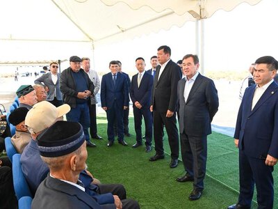 Глава региона встретился с жителями сел Байгекум и Енбекши