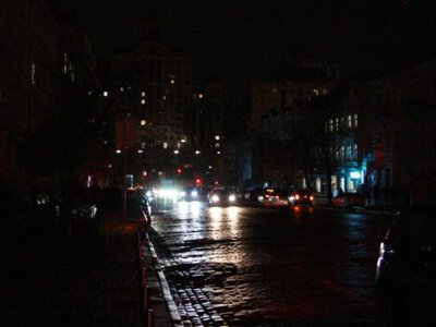 Киев в пробках и тьме: масштабное обесточивание остановило движение транспорта, - ВИДЕО