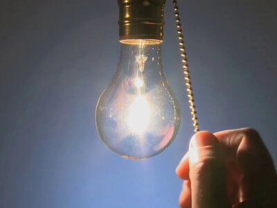 Завтра в Украине вводят графики отключения электроэнергии — кого и когда будут отключать