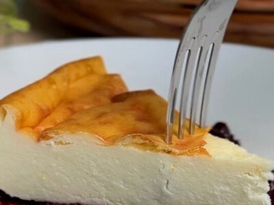 Без теста, муки и водяной бани: нежный сырный чизкейк, который тает во рту