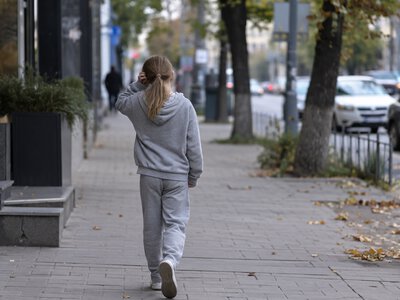 В Днепре из больницы пропала 11-летняя девочка: фото и приметы