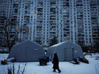 Уже готовят чемоданы: что происходит в Киеве накануне зимы