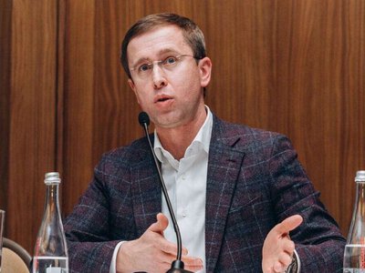 Корецкий понесет уголовную ответственность за замораживание платежей городов — политолог