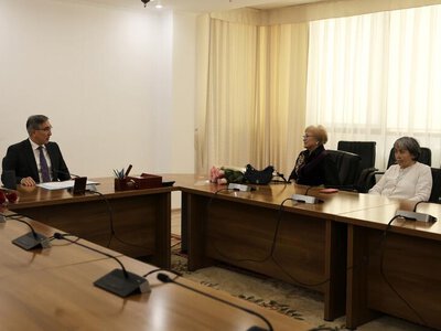 К трудовым вершинам: в Миннацэкономики чествовали ветеранов отрасли