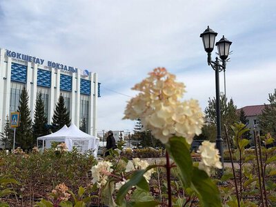 В Кокшетау открыли обновленный железнодорожный вокзал: в Акмолинской области завершена модернизация 16 вокзалов