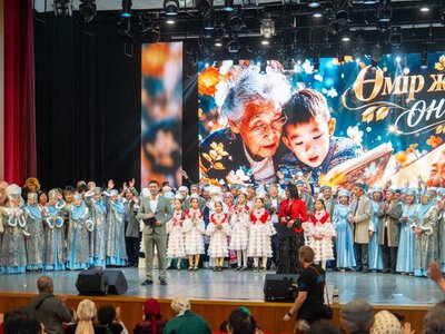 В ВКО поздравили пенсионеров с Днём пожилых людей