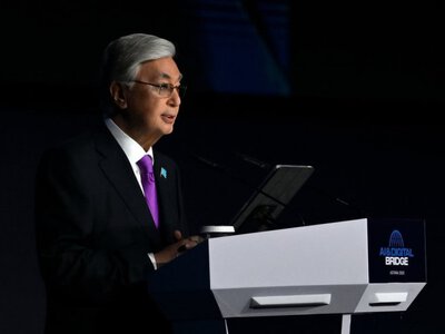  Токаев призвал молодежь развивать критическое мышление в эпоху ИИ 