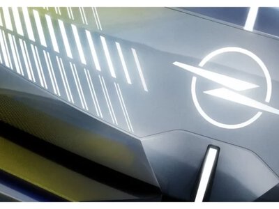 Opel готує універсал майбутнього: STX покаже, чи повернеться мода на практичні кузови замість SUV
