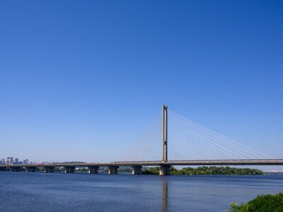 В Киеве полностью перекрыли Южный мост: как курсирует транспорт (фото)