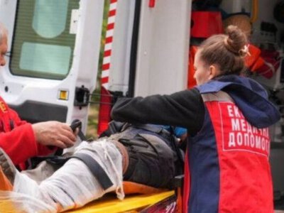 В Киеве введут доплаты медикам за выезды во время атак РФ