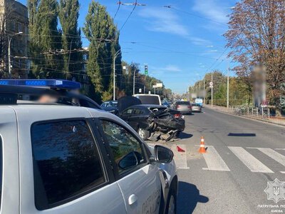 В Киеве произошло ДТП: где сейчас сложно проехать