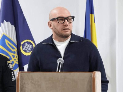 Леонов: работники образования жалуются на задержки зарплат и неполные выплаты