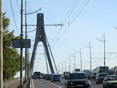 В Киеве изменили правила движения по мостам во время тревог