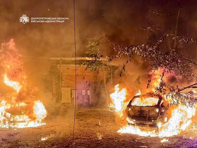 рф атаковала Днепр, горит многоэтажный дом
