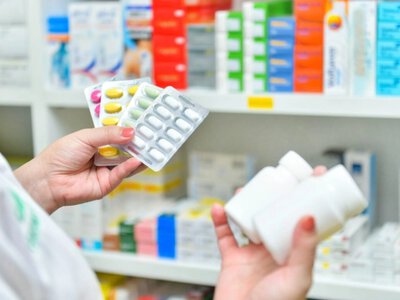 Лекарство начало исчезать из аптек: грозит ли дефицит медпрепаратов