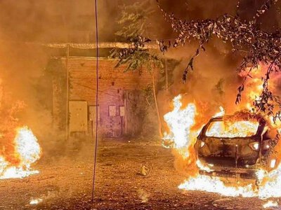 Враг атаковал Днепр: в многоквартирном доме вспыхнул пожар