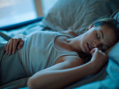 Фізична активність може частково компенсувати ризики недосипання