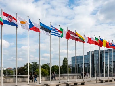 17 стран ЕС объединились против сокращения почти €900 млрд расходов на фермеров и регионы