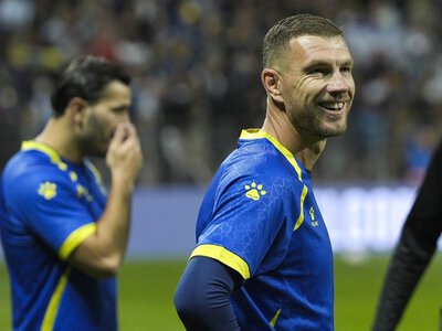 Джеко провел последний матч за сборную Боснии и Герцеговины – фанаты феерически простились с легендой (ВИДЕО)