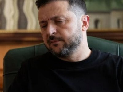 Зеленский рассказал, продолжит ли Украина бить по российским НПЗ
