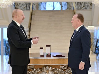 Prezident onunla görüşdü, ordenini təqdim etdi - FOTOLAR