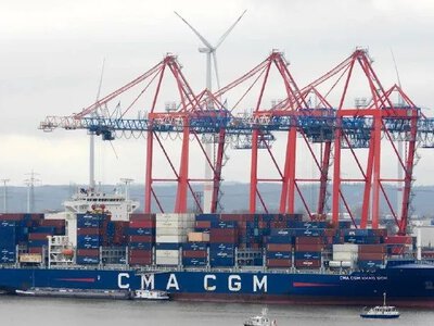 Німеччина перебудує порт Гамбурга для можливих військових перевезень НАТО