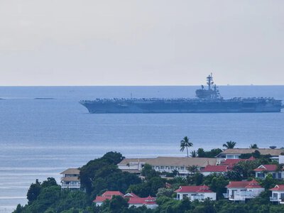 Авианосец США прибыл на курортный Пхукет: почти 5 тыс. военнослужащих сойдут на берег, местные власти оценивают доходы