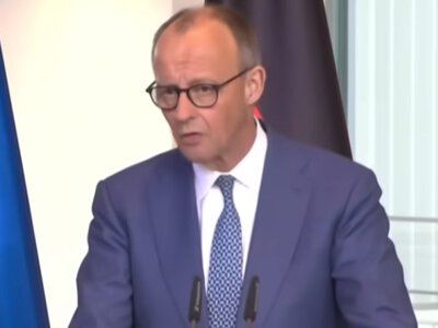 Канцлер Германии прибыл в Киев с неофициальным визитом и заявил об угрозе, которую представляет Россия для Европы