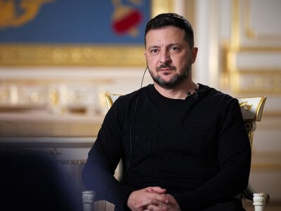 Зеленский поздравил военных с Днем территориальной обороны