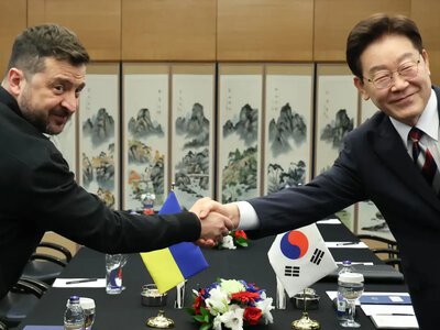 В Южной Корее раскритиковали президента Ли за «гневную дипломатию» в отношении Украины и предупредили о риске для сотрудничества