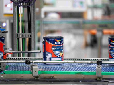  Нидерландская AkzoNobel продаст японской Nippon Paint бизнес декоративных красок за $1,35 млрд 