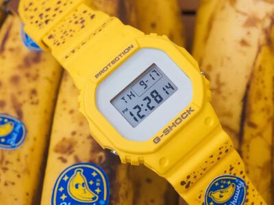 Casio выпустила G-Shock DW5600 в тематике спелого банана с необычной подсветкой