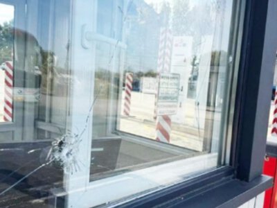 Возле КПП Паланка на границе Молдовы и Украины упал снаряд: поврежден автобус, ранен пограничник