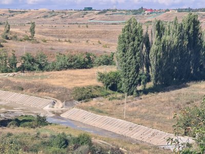Печальные виды крымского предгорья (фотогалерея)