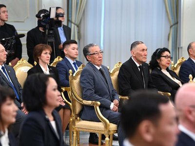 Касым-Жомарт Токаев: «Именно школьных учителей, дети учатся быть открытыми, образованными, законопослушными и ответственными гражданами своей страны»