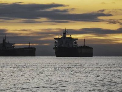 Экспорт нефти из Персидского залива превысил довоенный уровень, несмотря на атаки танкеров