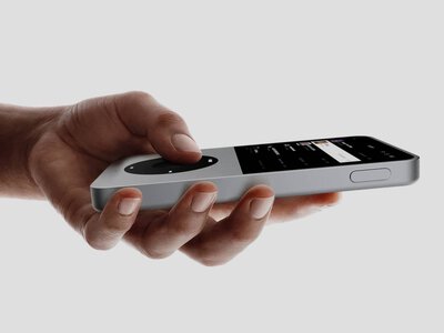 Плеер Sudo SP-01 получил колесо управления, сенсорный экран и Bluetooth, как у iPod Classic