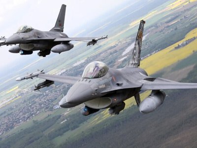 Зеленский заявил, что часть боеприпасов для истребителей F-16 уже направляется в Украину 