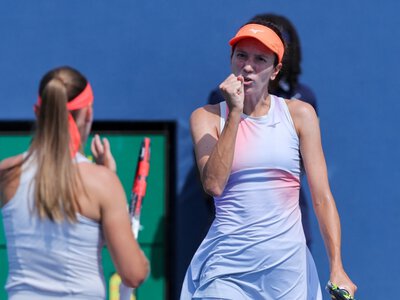  Данилина с Кравчик вышли во второй круг турнира WTA 1000 в Пекине 
