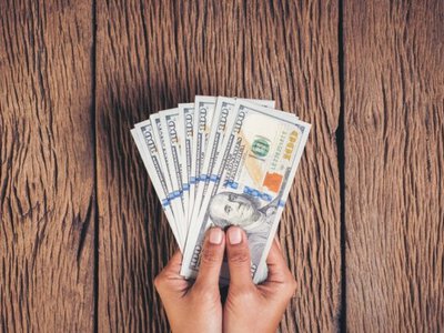 Курс валют на 6 октября 2026: сколько стоит доллар, евро и злотый?