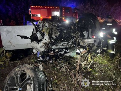 В Самаровском районе BMW съехал с дороги и перевернулся: есть погибший и пострадавшие
