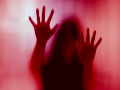В Казахстане мужчину и женщину осудили по делу об изнасиловании 13-летней девочки