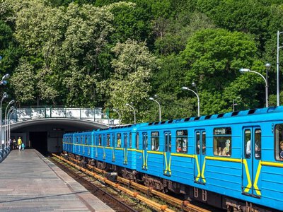 Ужесточение контроля в метро Киева: специальный график и ограничение