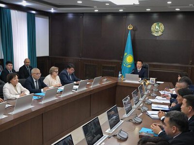 Сегодня в акимате области рассмотрели вопросы завершения уборочной кампании, заготовки кормов и меры по сдерживанию цен на социально значимые продукты